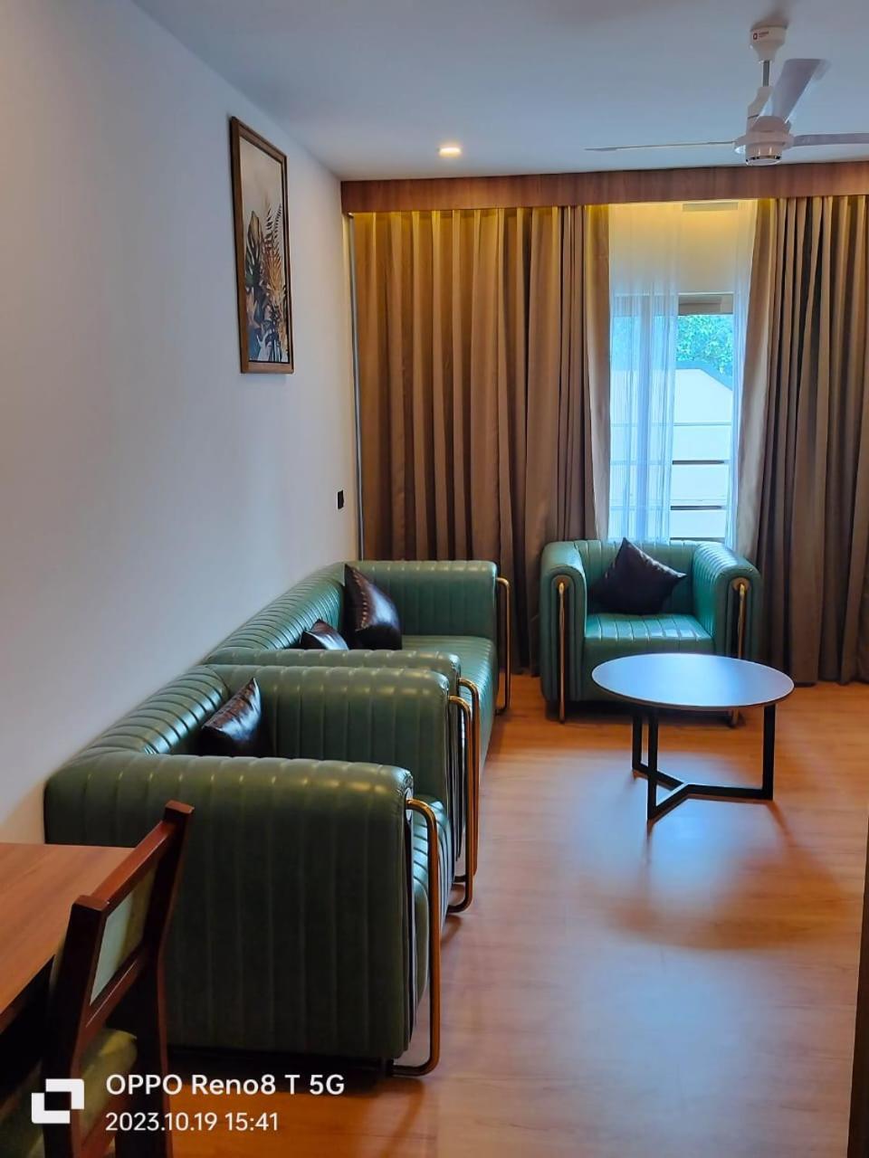Hotel Mandarin Sky Kannur Exteriér fotografie